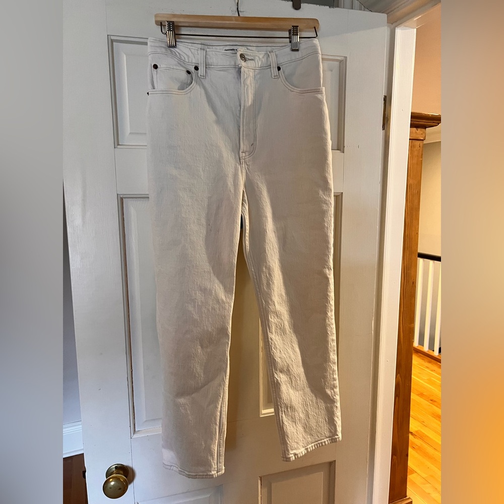 Abercrombie & Fitch Women's Ultra high rise  Cream Straight Jeans